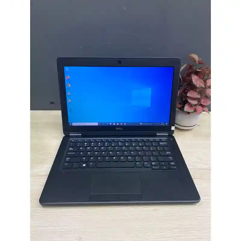 DELL LATITUDE E7270